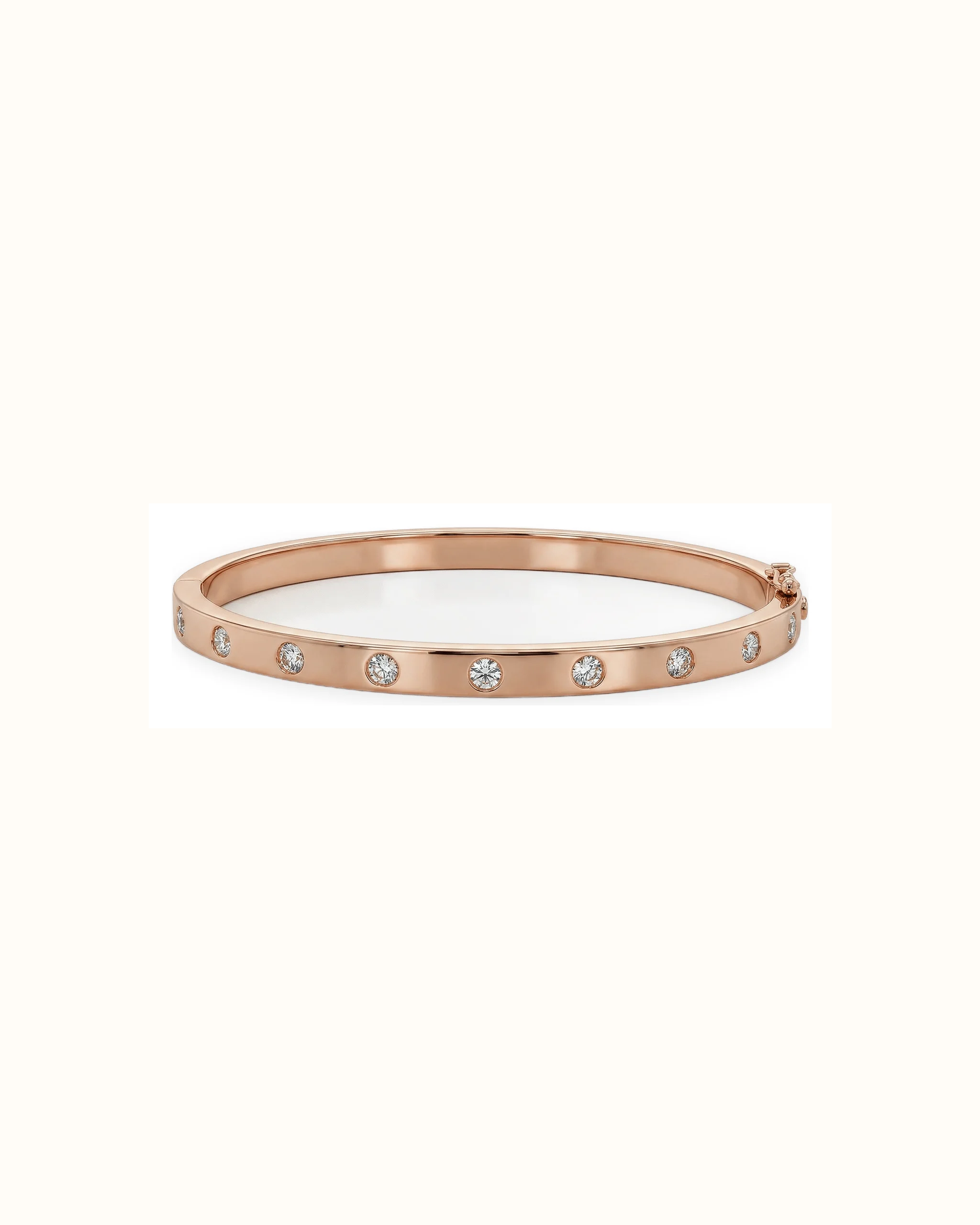 Lab-Grown Diamond Bangle Bracelet in Round Cut, 14K Gold