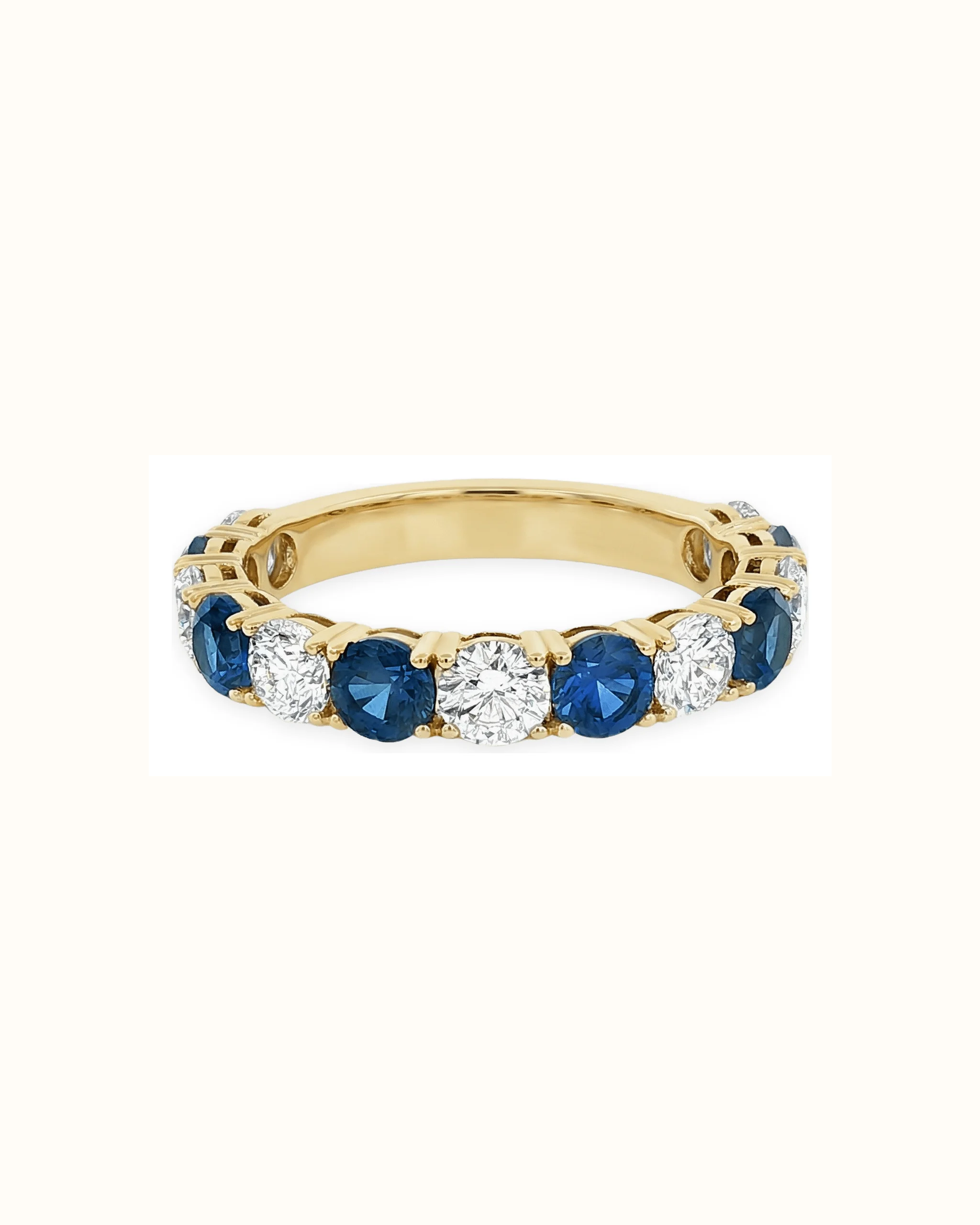 Round Lab-Grown Diamond Ring in 18K Gold