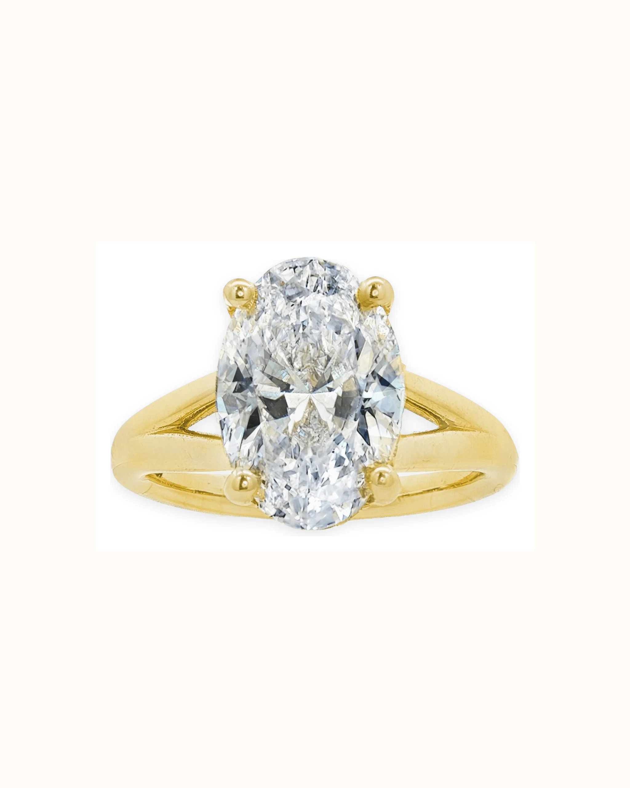 Oval Lab-Grown Diamond Ring in 18K Gold
