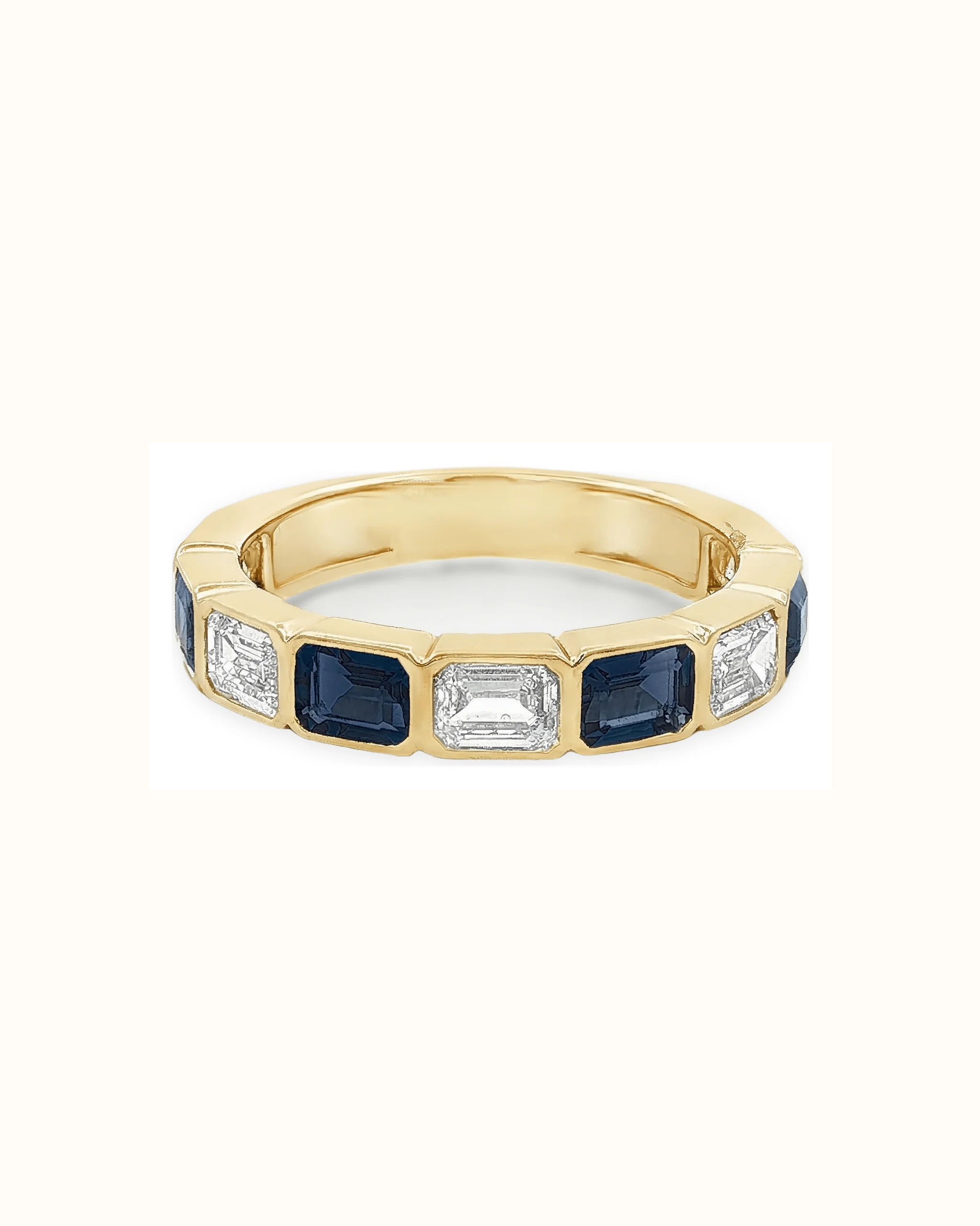Anniversary Ring in 18K Gold