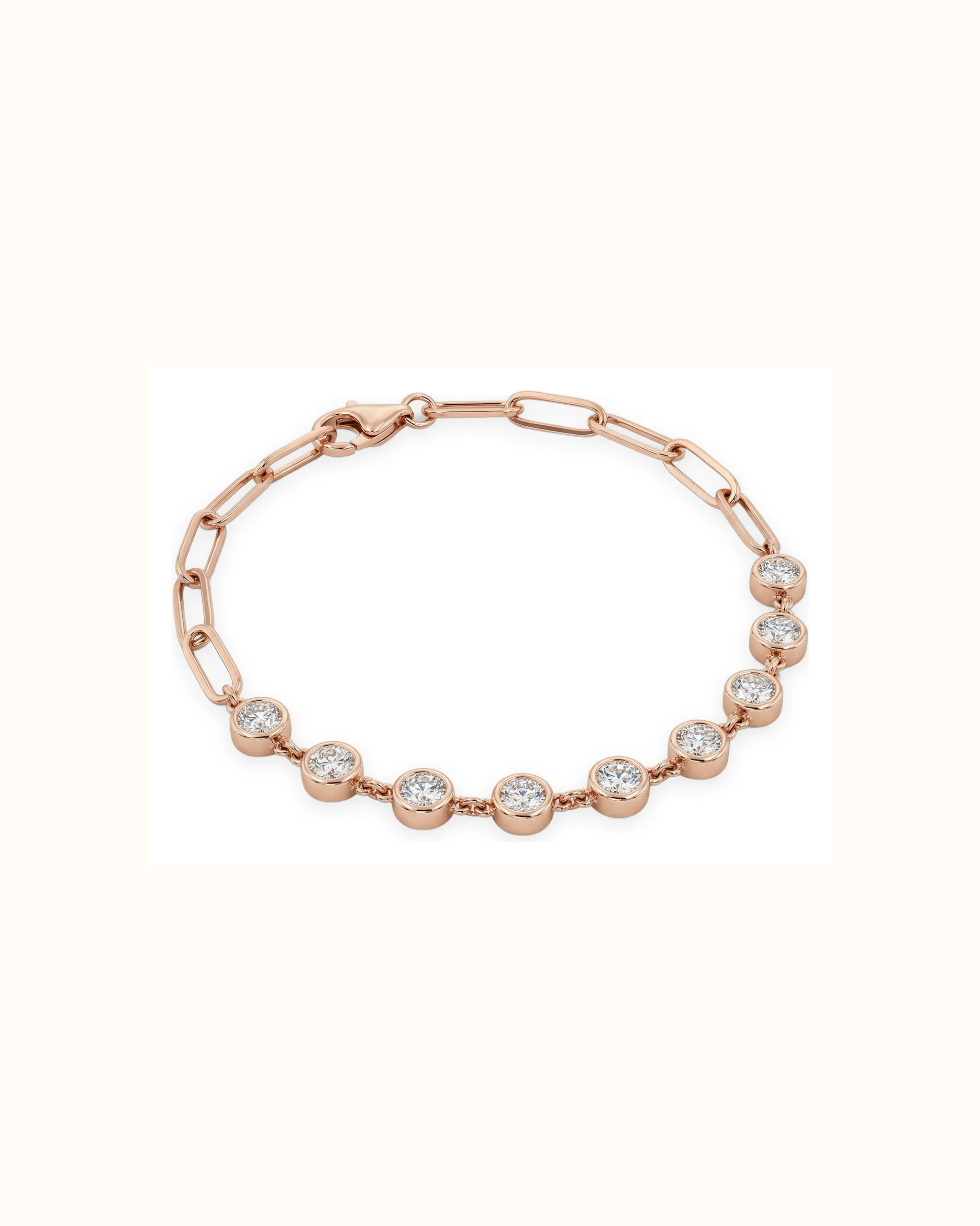 Classic 18K Gold Bangle Bracelet